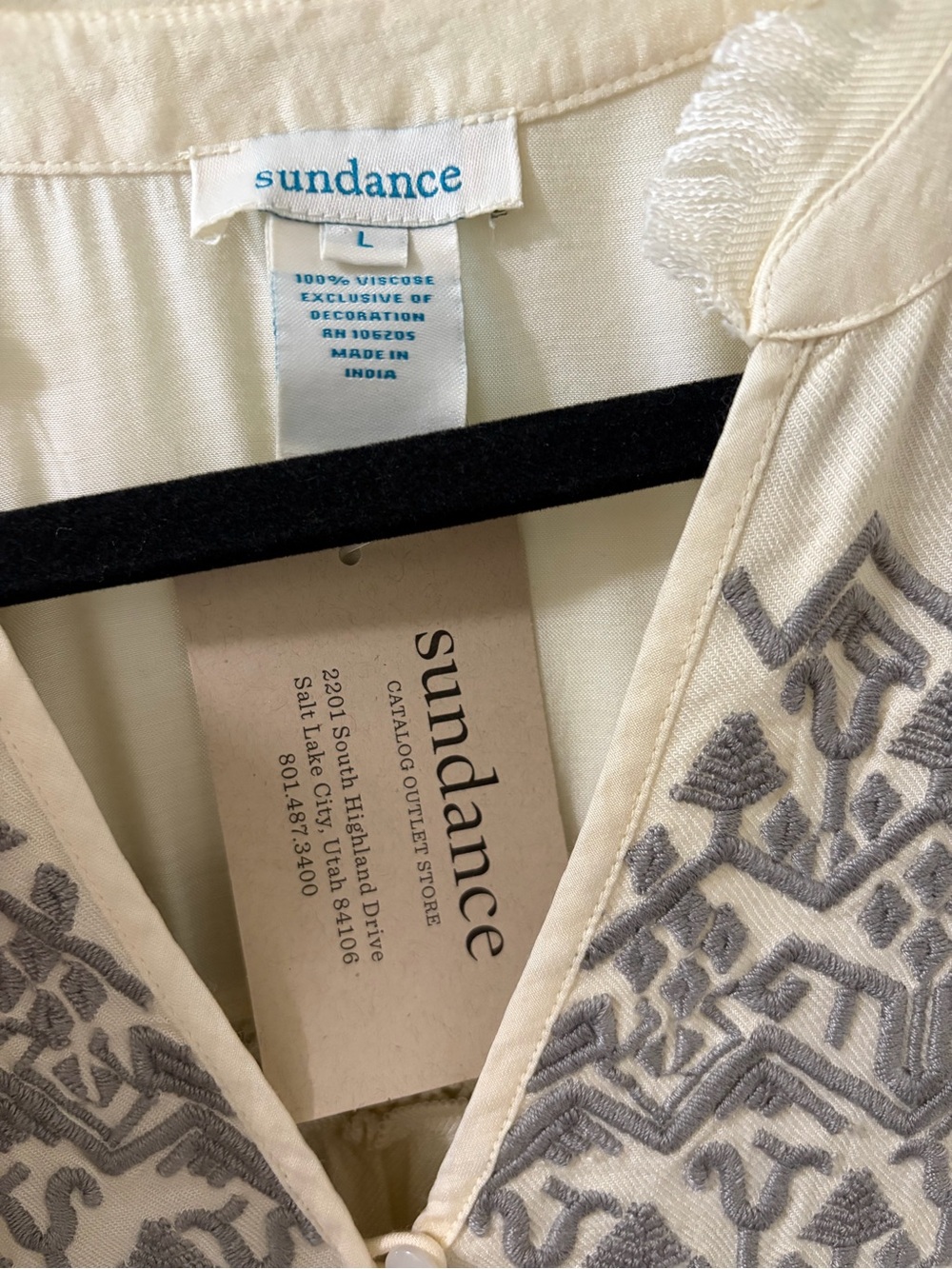 Sundance NEW Alysian Top Embroidered Size L - Picture 2 of 7